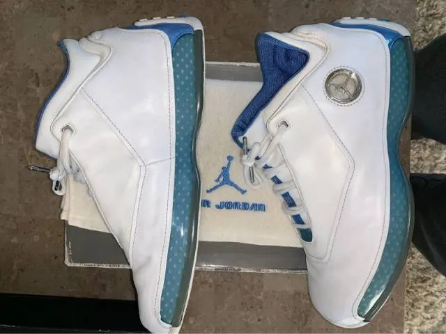 Air jordan 18 xviii low carolina university blue/white