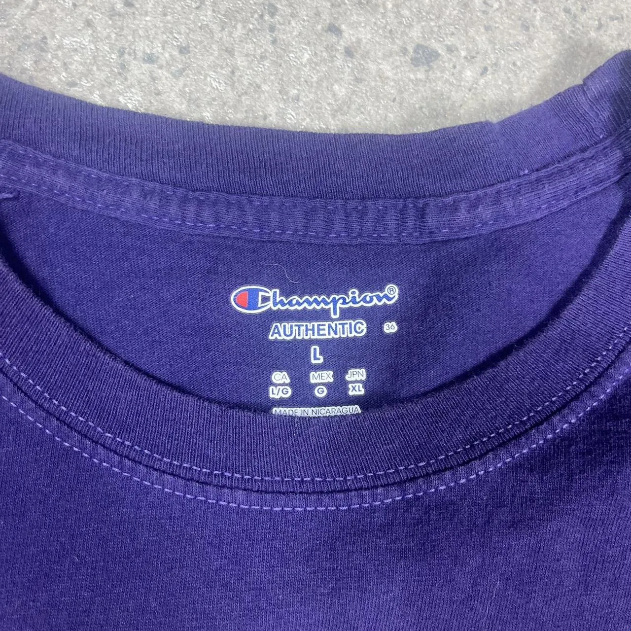 Champion softball t-shirt L