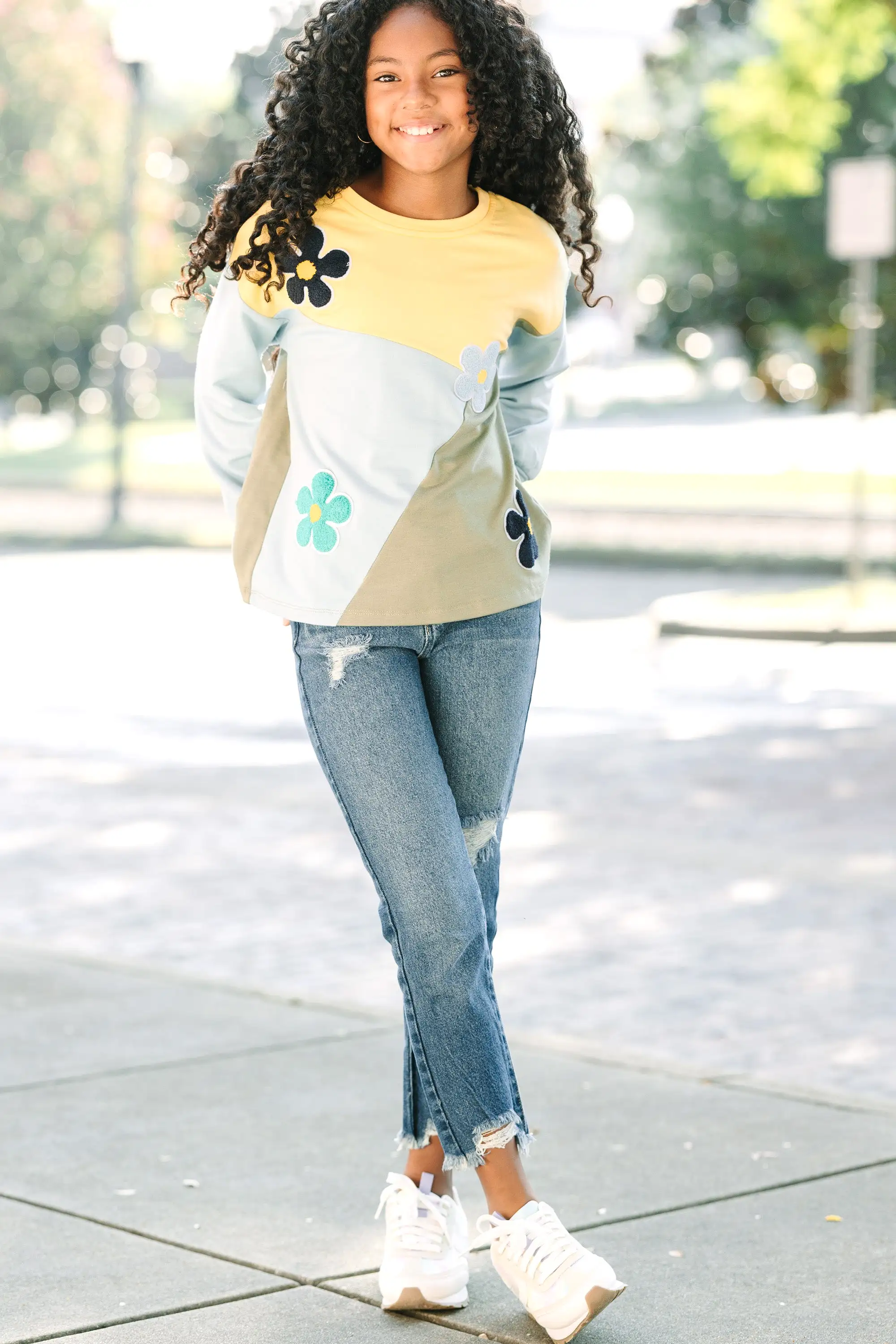 Girls: Go For It Blue Floral Applique Pullover