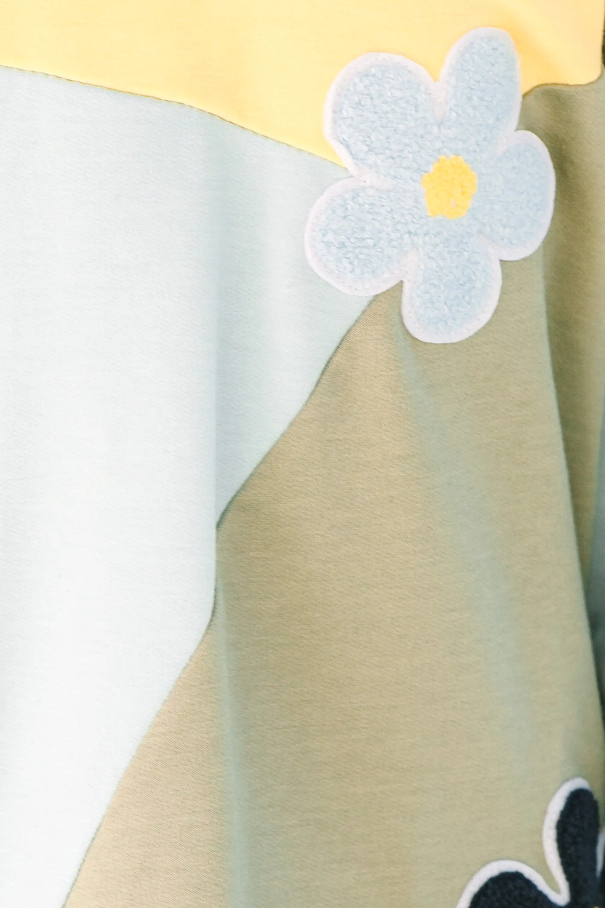 Girls: Go For It Blue Floral Applique Pullover