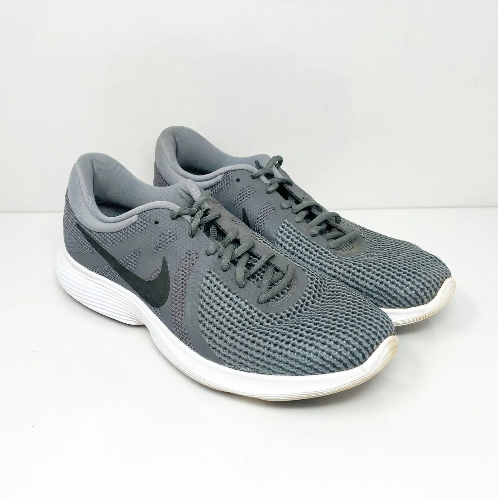 Nike Mens Revolution 4 908988-010 Gray Running Shoes Sneakers Size 9.5