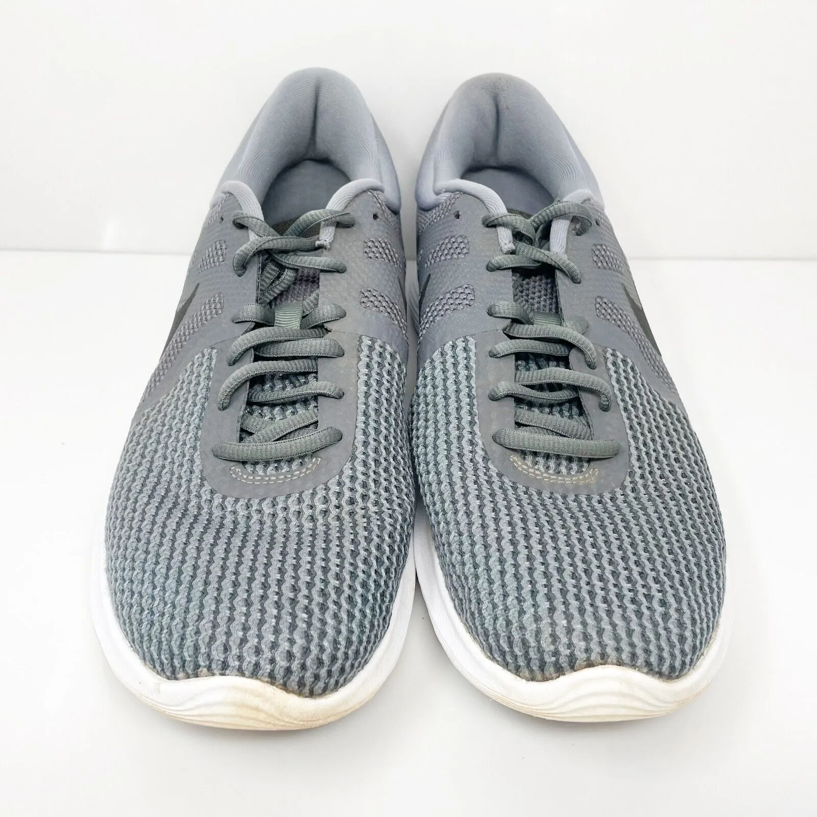 Nike Mens Revolution 4 908988-010 Gray Running Shoes Sneakers Size 9.5