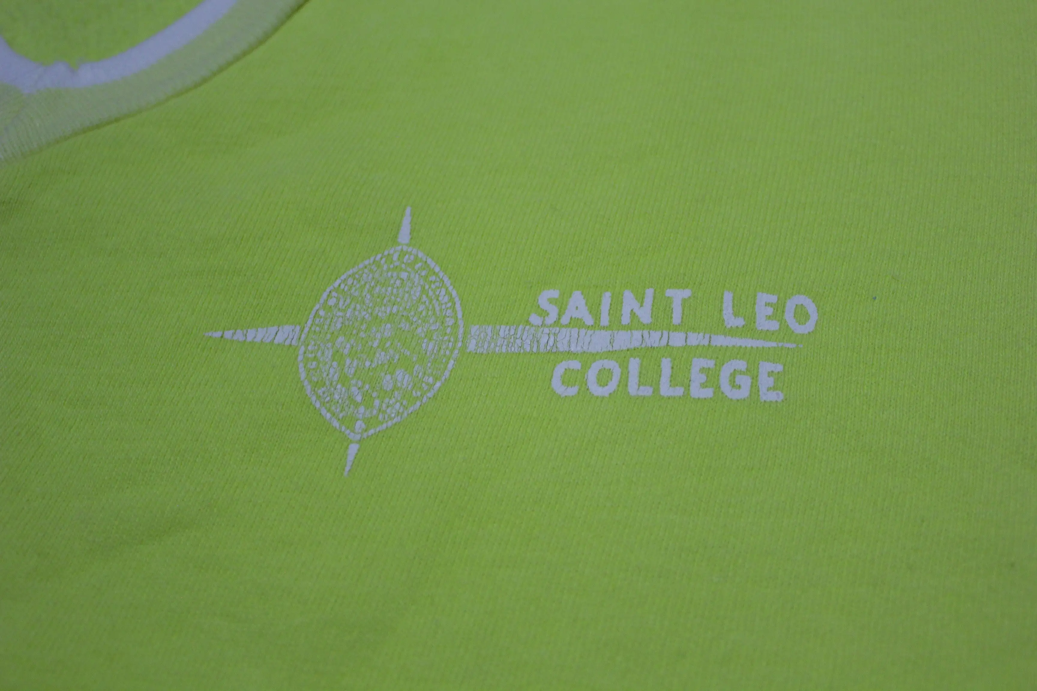 Saint Leo College Vintage 50's 60's Champion Knitwear Collegiate Sweatshirt Tee